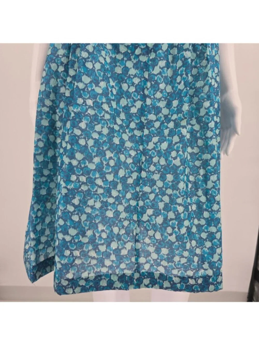 Vintage Late 1950s Blue Floral Semi-Sheer Elastic Waist Shirtdress Day Dress (M)